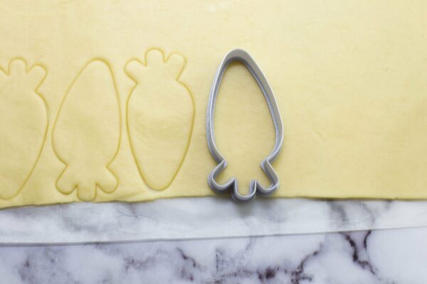 Simple Carrot Cookie Cutter - Dolce3D