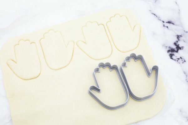 Two Hands Cookie Cutter Set - Dolce3D