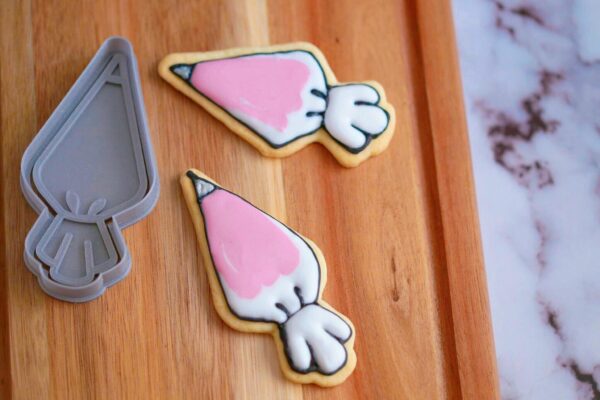 3D Printed Piping Bag Cookie Cutter And Fondant Cutter - Image 2