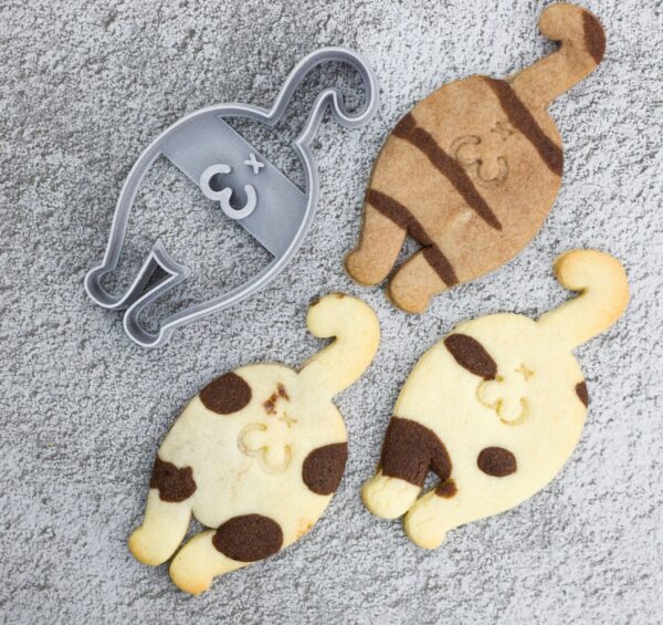 Cat Butt Cookie Cutter - Image 3