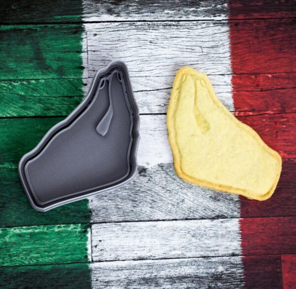 Classic Italian Hand Gesture Cookie Cutter - Image 3